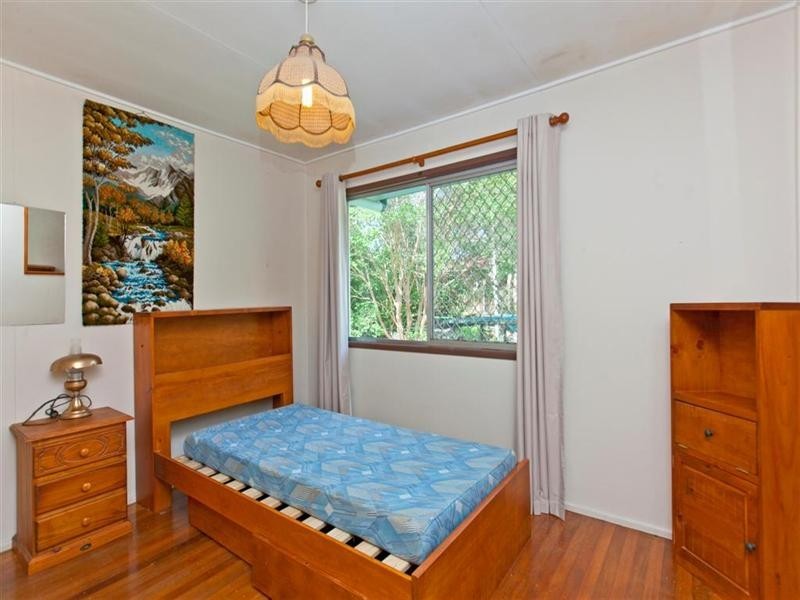 143 South Street, Cleveland QLD 4163