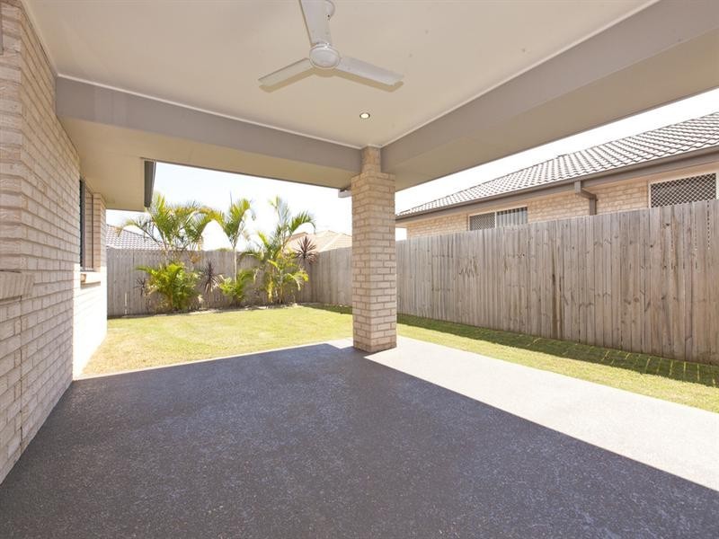 13 Pentecost Place, Redland Bay QLD 4165