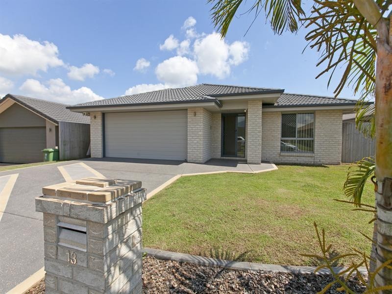13 Pentecost Place, Redland Bay QLD 4165