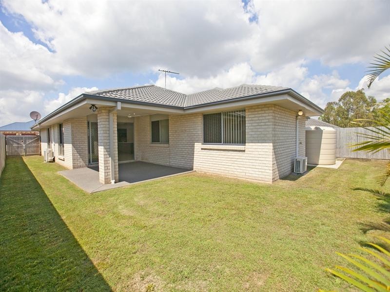 13 Pentecost Place, Redland Bay QLD 4165