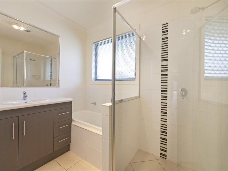 13 Pentecost Place, Redland Bay QLD 4165
