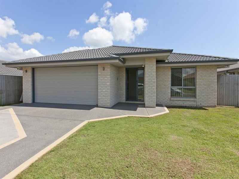 13 Pentecost Place, Redland Bay QLD 4165