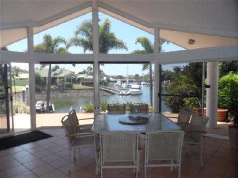 4 KEEL Street, Birkdale QLD 4159