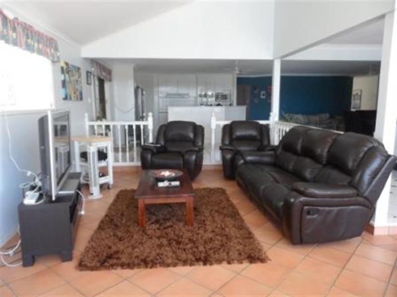 4 KEEL Street, Birkdale QLD 4159