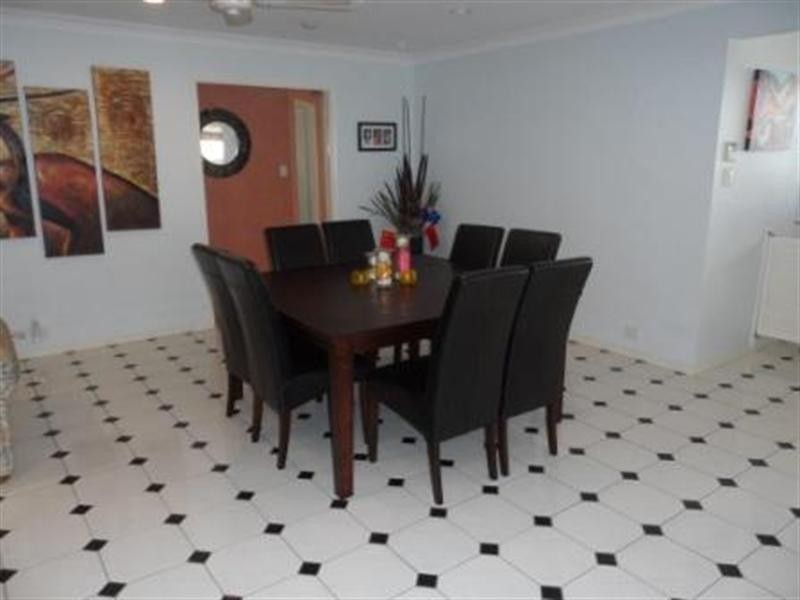 4 KEEL Street, Birkdale QLD 4159