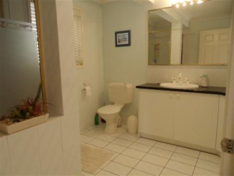 4 KEEL Street, Birkdale QLD 4159