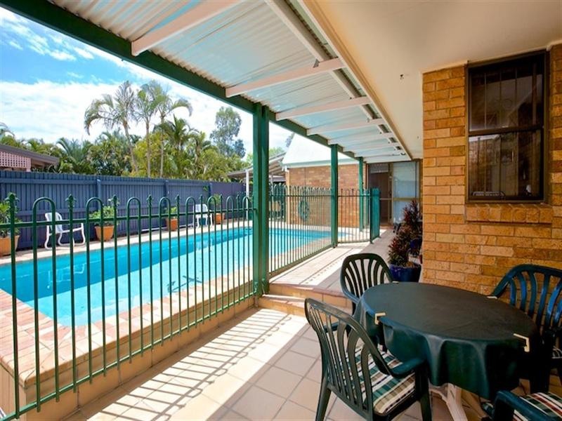 90 Dorsal Drive, Birkdale QLD 4159