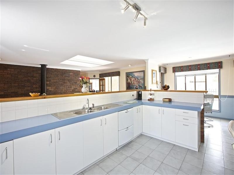 90 Dorsal Drive, Birkdale QLD 4159