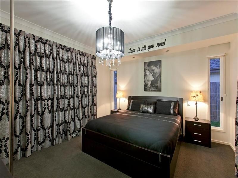 8 Gunadoo Street, Thornlands QLD 4164