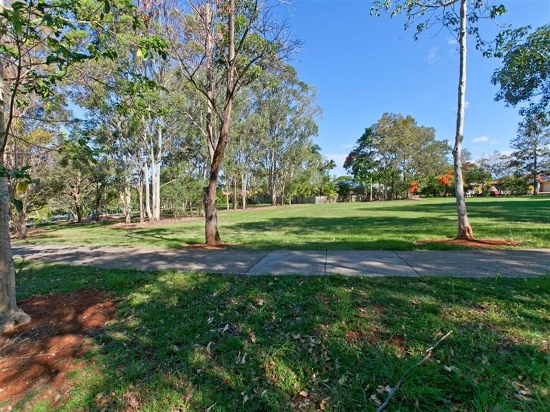 24 Ashley Court, Wellington Point QLD 4160