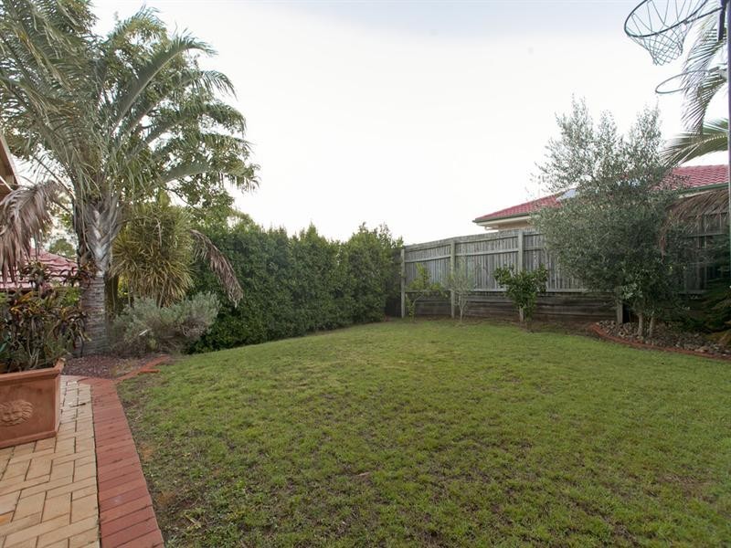 10 Sunray Place, Birkdale QLD 4159