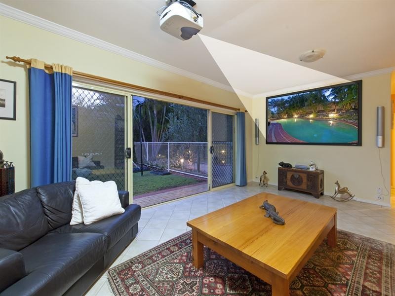 10 Sunray Place, Birkdale QLD 4159