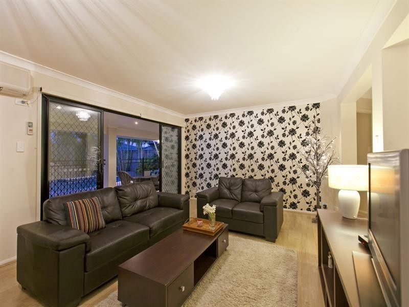 13 Cedarview Place, Wellington Point QLD 4160