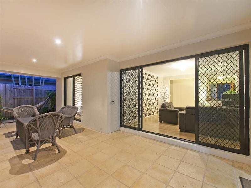 13 Cedarview Place, Wellington Point QLD 4160