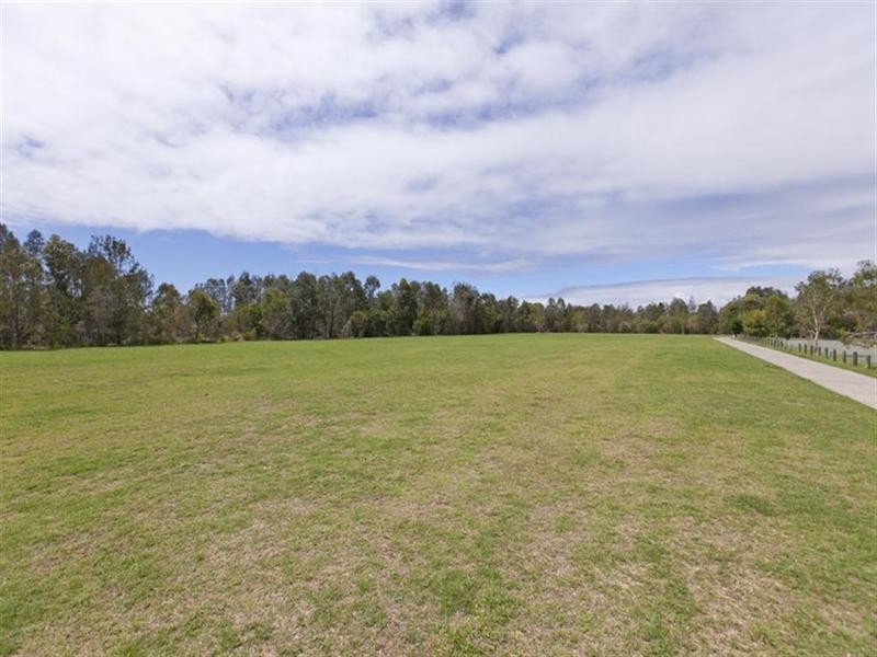 (Lot 103) 8-10 McLeod Street, Cleveland QLD 4163