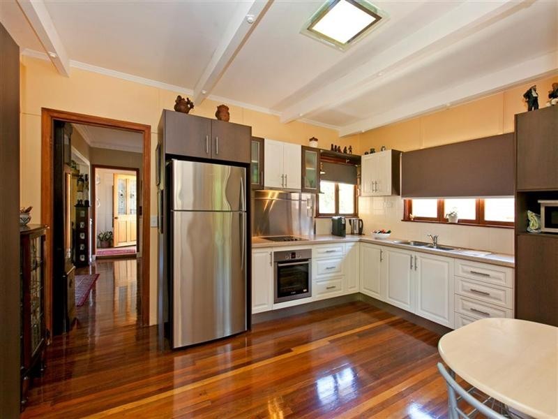 42 Granada Street, Wynnum QLD 4178