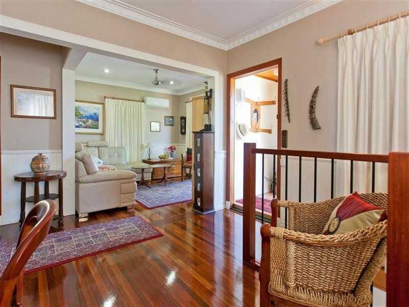 42 Granada Street, Wynnum QLD 4178