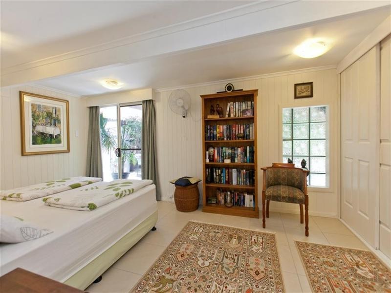 42 Granada Street, Wynnum QLD 4178