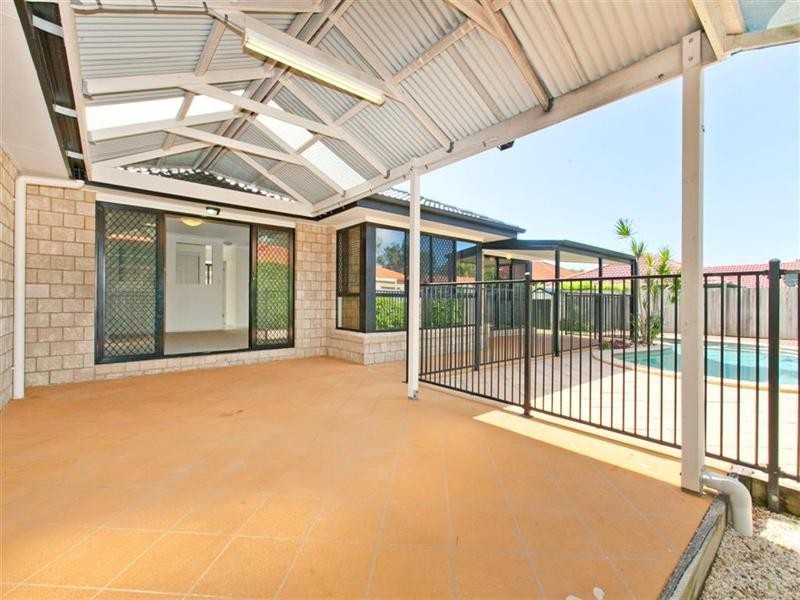 3 Victory Place, Birkdale QLD 4159