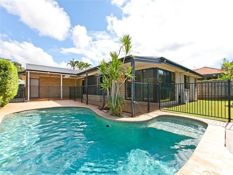 3 Victory Place, Birkdale QLD 4159