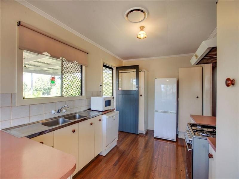 39-41 Thomas Street, Birkdale QLD 4159