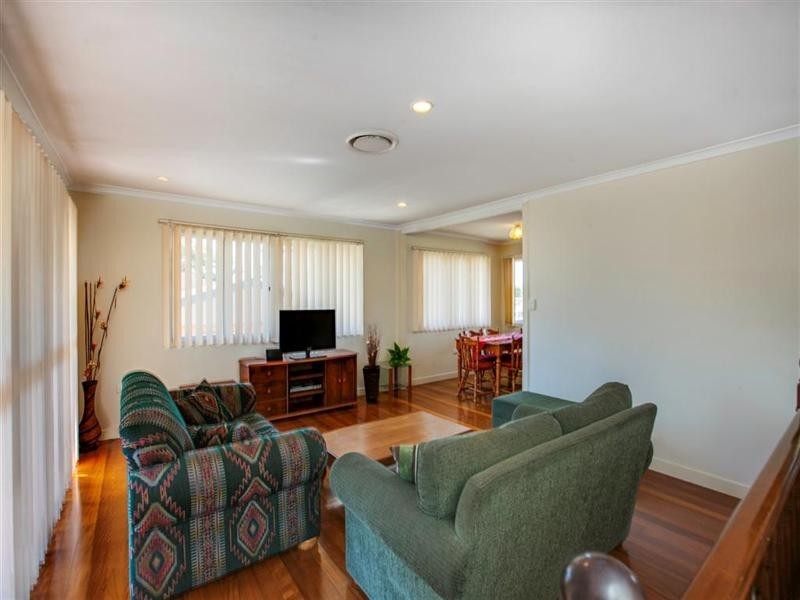 39-41 Thomas Street, Birkdale QLD 4159