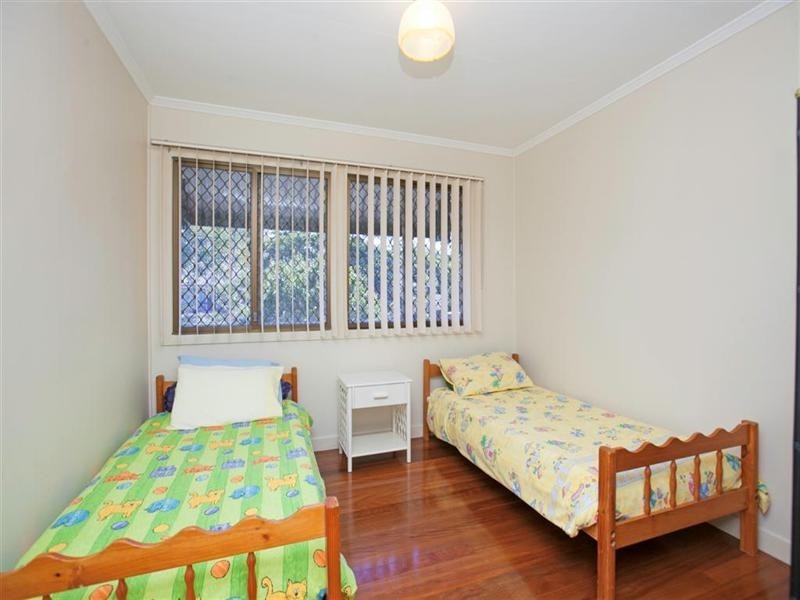 39-41 Thomas Street, Birkdale QLD 4159