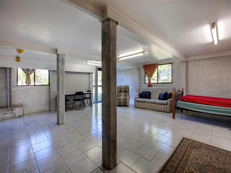 39-41 Thomas Street, Birkdale QLD 4159