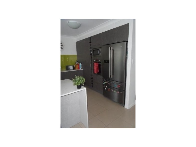 141 BAY Street, Cleveland QLD 4163