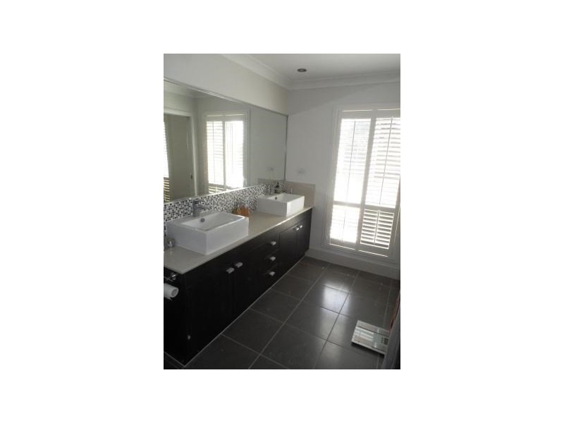 141 BAY Street, Cleveland QLD 4163