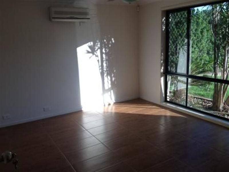 72 MONTGOMERY Drive, Alexandra Hills QLD 4161