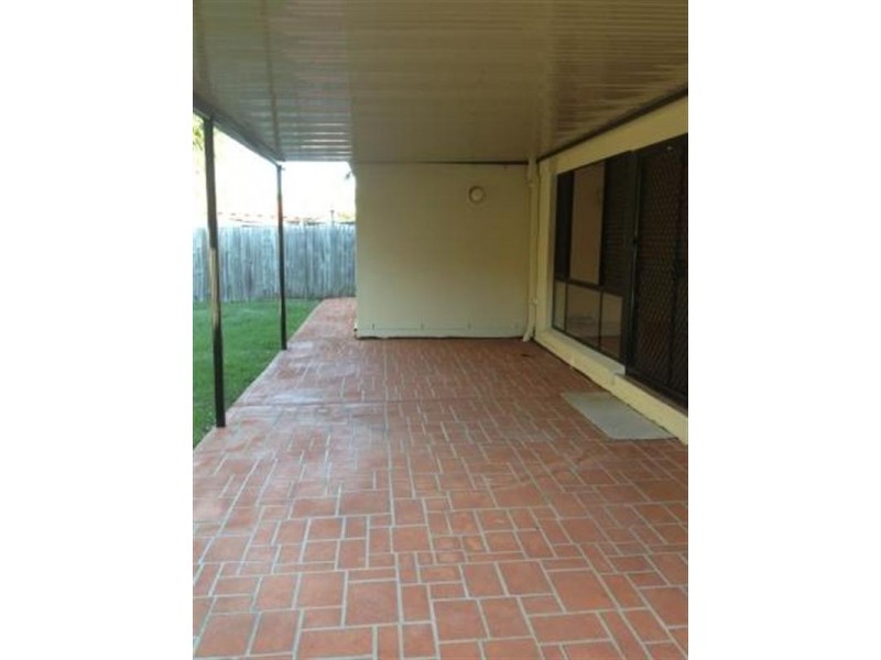 72 MONTGOMERY Drive, Alexandra Hills QLD 4161
