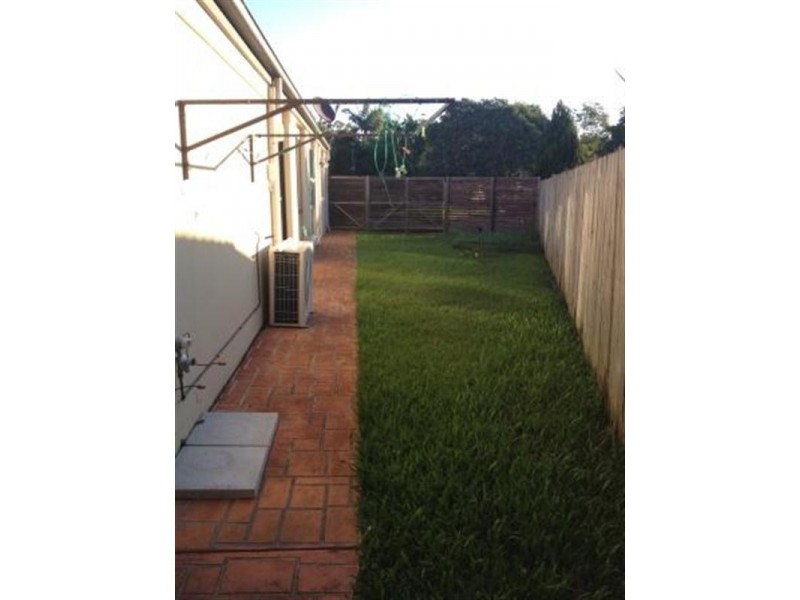 72 MONTGOMERY Drive, Alexandra Hills QLD 4161