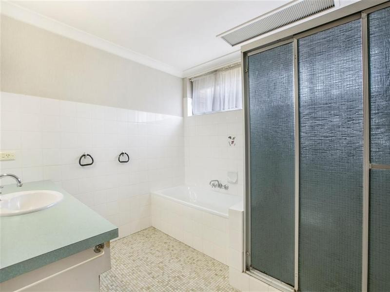 1/130 Bonney Avenue, Clayfield QLD 4011