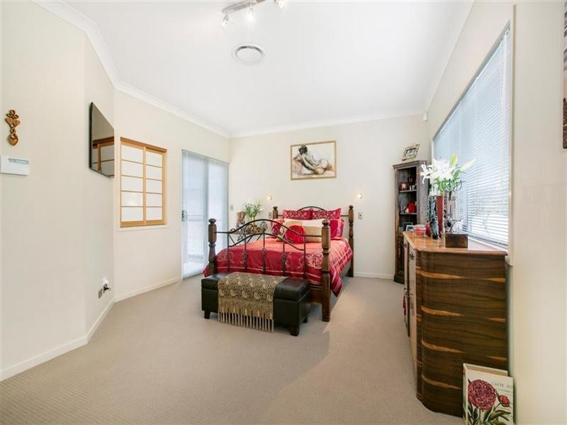 286 Queens Esplanade, Thorneside QLD 4158