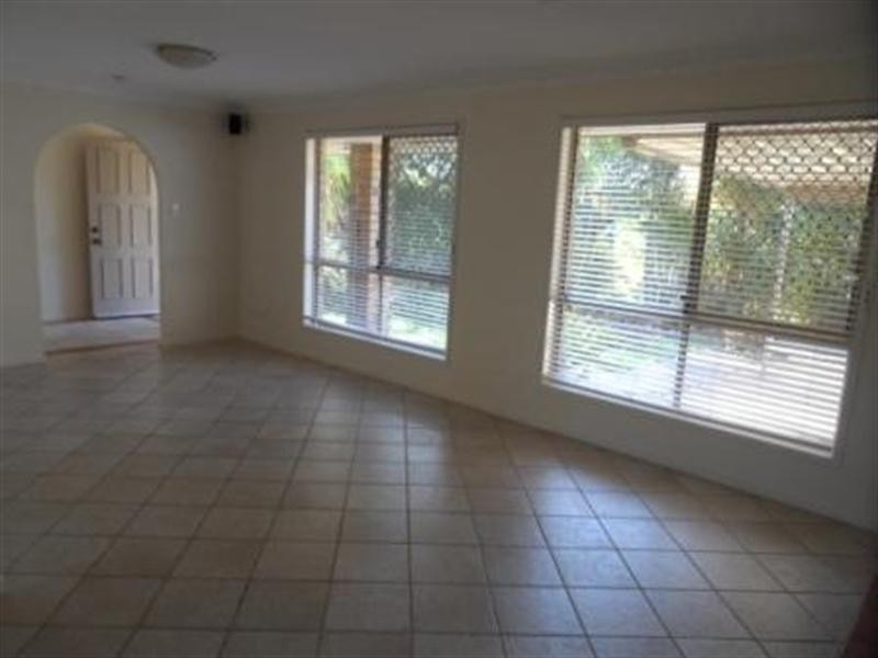 35 WREN Street, Birkdale QLD 4159