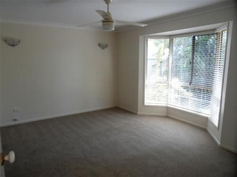 35 WREN Street, Birkdale QLD 4159