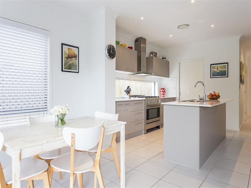 79 Thorneside Road, Thorneside QLD 4158
