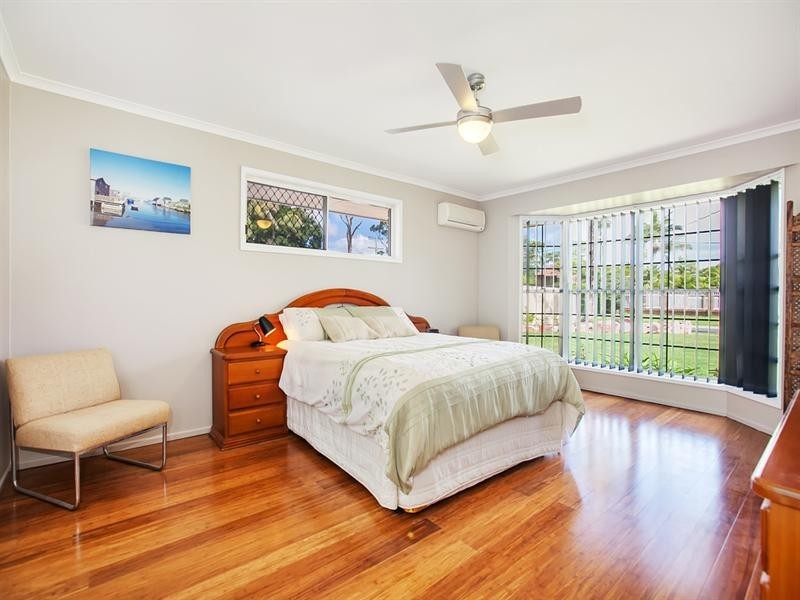 31 Whitehall Avenue, Birkdale QLD 4159