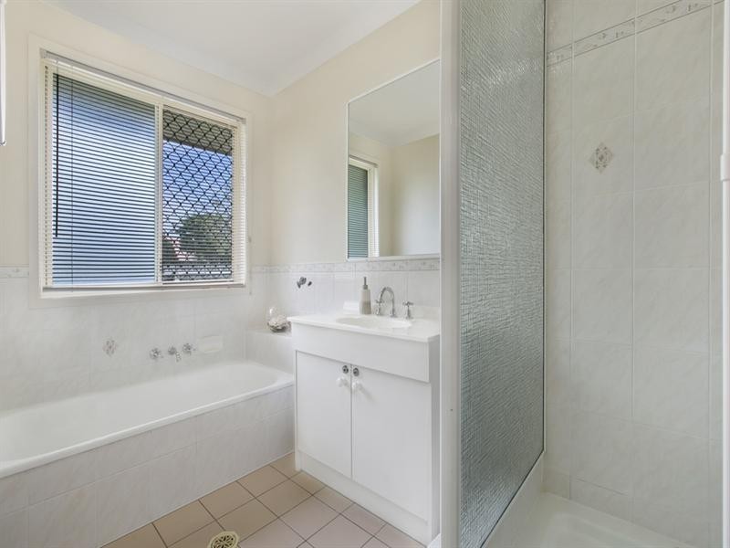 56 Ashwood Circuit, Birkdale QLD 4159