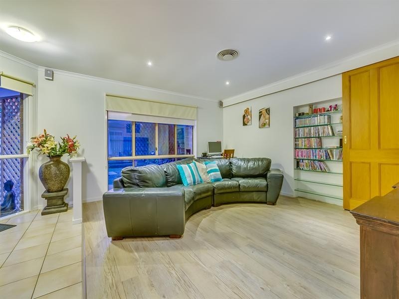 28 Caledonian Crescent, Alexandra Hills QLD 4161