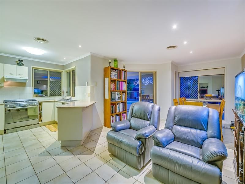 28 Caledonian Crescent, Alexandra Hills QLD 4161