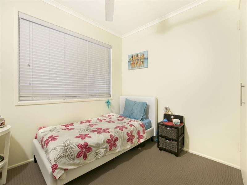 3 Spoonbill Street, Birkdale QLD 4159