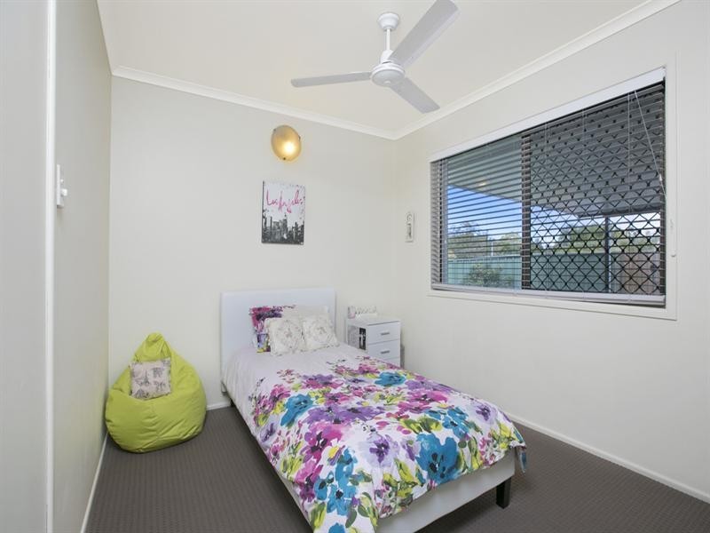 3 Spoonbill Street, Birkdale QLD 4159