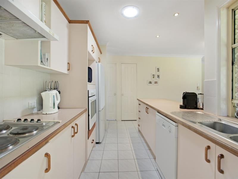 56 Hailey Drive, Birkdale QLD 4159