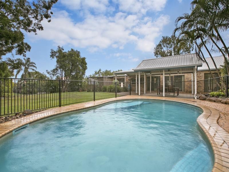 11 Stratford Court, Birkdale QLD 4159