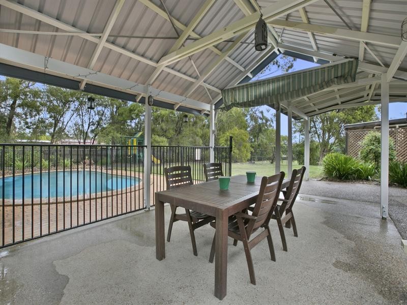 11 Stratford Court, Birkdale QLD 4159