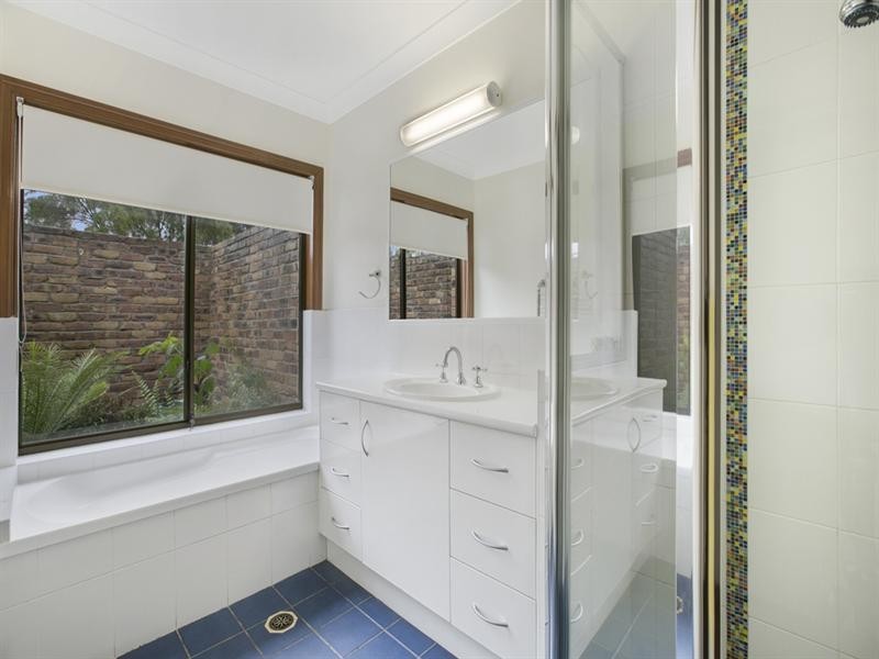 11 Stratford Court, Birkdale QLD 4159