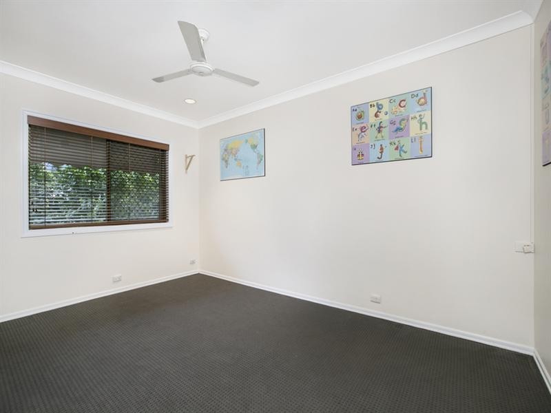 11 Stratford Court, Birkdale QLD 4159