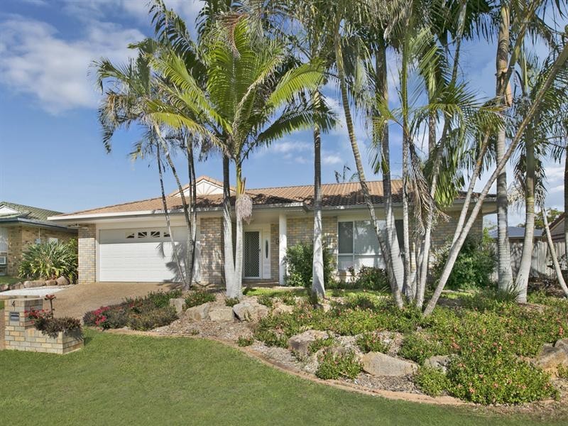 4 Pecan Court, Birkdale QLD 4159